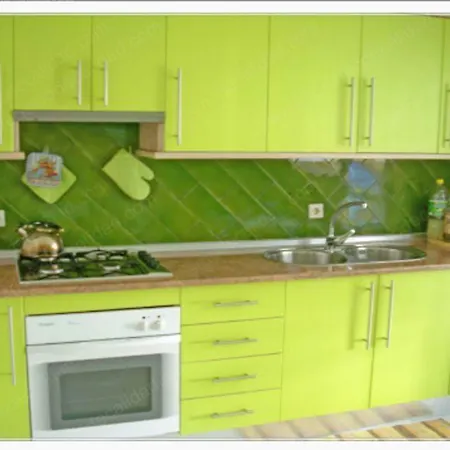 With 2 In Estepona, With Pool Access And Furnished Bal Apartment